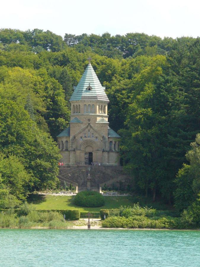 Landgasthof Berg Eurasburg エクステリア 写真